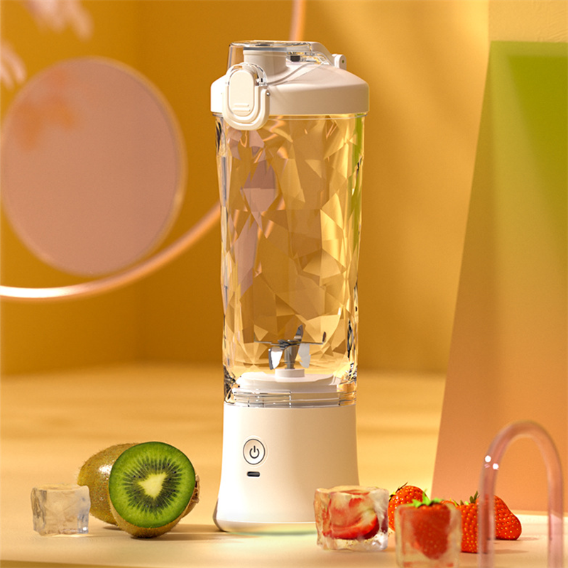 Witte draagbare blender voor shakes en smoothies