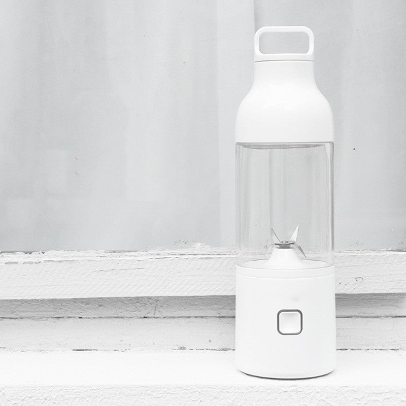 Witte draagbare mini blender mixer